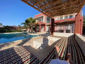 Villa avec piscine entre plage et Siné Saloum